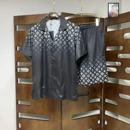 Picture of LV Shirt Pant Suits _SKULVM-3XL12yn42422790